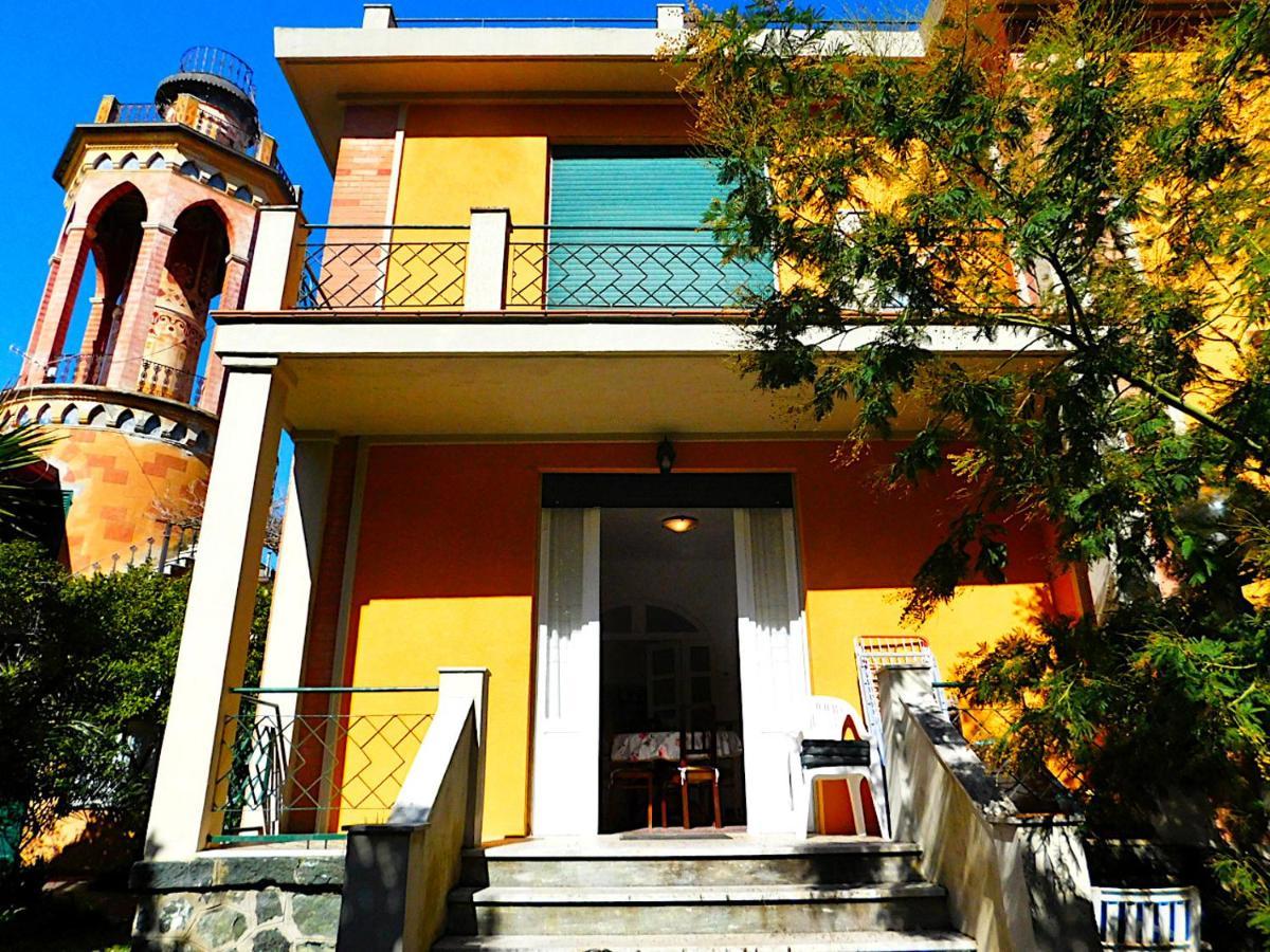 Villino A 20 Metri Dal Mare Villa Levanto Exterior photo